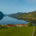 Hotell Sirdalsvatnet In Sirdal Tonstad