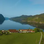 Sirdalsvatnet In Sirdal מלון 4*