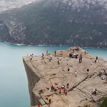 Sirdalsvatnet In Sirdal Hotell 4*