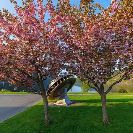 Hotel Sirdalsvatnet In Sirdal Tonstad
