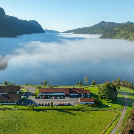 Sirdalsvatnet In Sirdal 4*