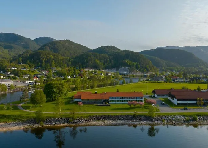 Sirdalsvatnet In Sirdal Hotel Tonstad