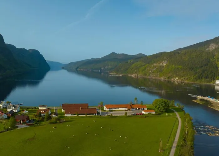 Hotel Sirdalsvatnet In Sirdal Tonstad