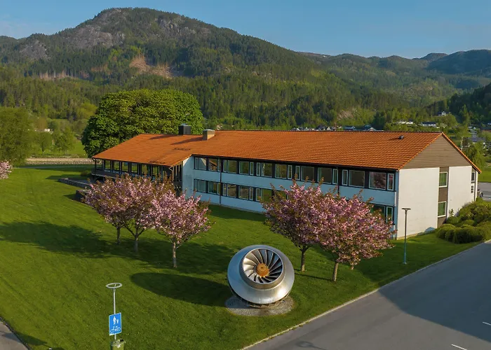 Sirdalsvatnet In Sirdal Hotel