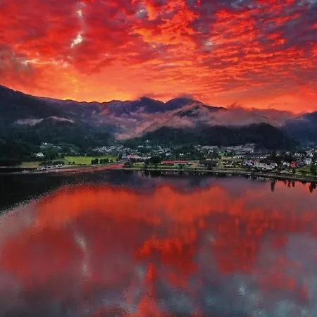 Sirdalsvatnet In Sirdal